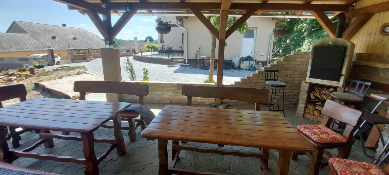 Villa VértesKacsa Vértesacsa Esterno foto